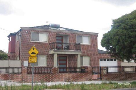 42 Grevillia Rd, Oak Park, VIC 3046