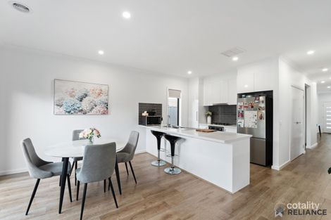 Property photo of 34 Simmons Drive Bacchus Marsh VIC 3340