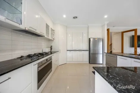 Property photo of 93 Hillcrest Drive Hillside VIC 3037