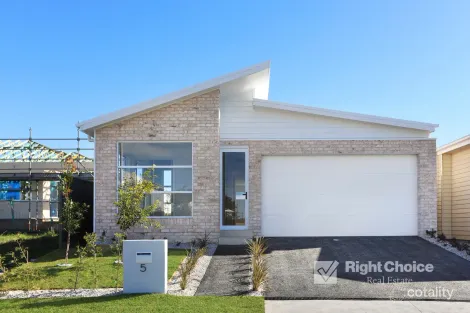5 Groom St, Calderwood, NSW 2527