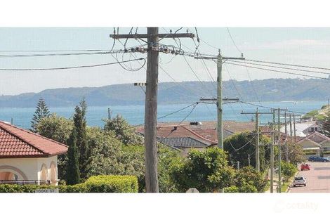 Property photo of 34 Light Street Bar Beach NSW 2300