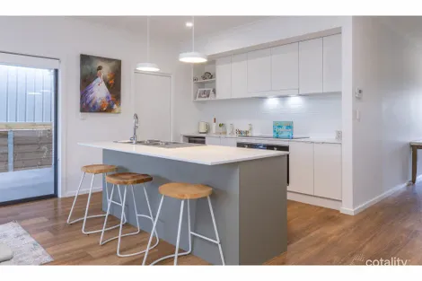 Property photo of 20 Ivory Street Diamond Beach NSW 2430