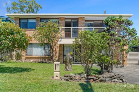 Property photo of 145 Matron Porter Drive Narrawallee NSW 2539