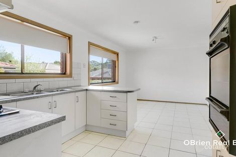 Property photo of 1/19 Quarry Road Langwarrin VIC 3910