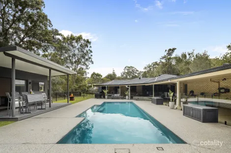 Property photo of 1 Parakeet Court Warner QLD 4500