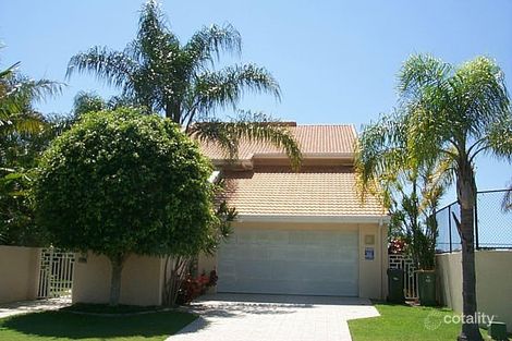 18-20 San Simeon Dr, Clear Island Waters, QLD 4226