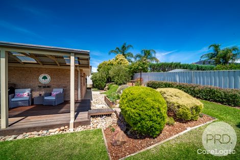 Property photo of 4 Brownlow Drive Bourkelands NSW 2650