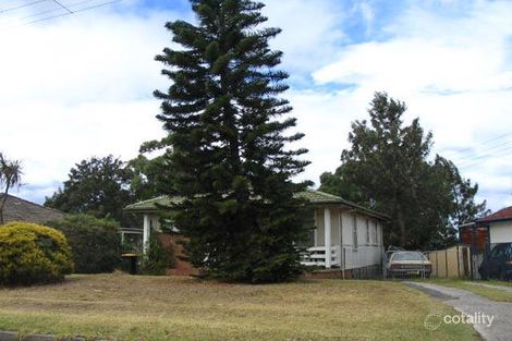 11 Kippax St, Warilla, NSW 2528