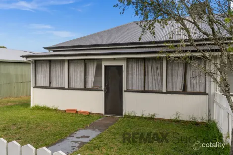 2/1 Alexander St, North Toowoomba, QLD 4350