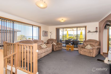 Property photo of 4 Stirling Avenue Blackmans Bay TAS 7052