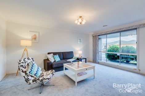 Property photo of 13 Robina Road Sydenham VIC 3037