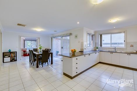Property photo of 13 Robina Road Sydenham VIC 3037