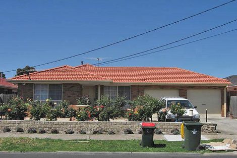 32 Highlands Ave, Airport West, VIC 3042