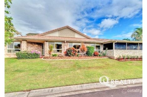15 Freshwater Cct, Forest Lake, QLD 4078