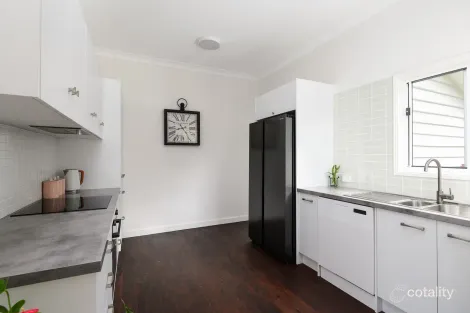 Property photo of 22 Seawitch Crescent Cooloola Cove QLD 4580