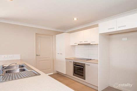 Property photo of 5 Kroombit Terrace New Auckland QLD 4680
