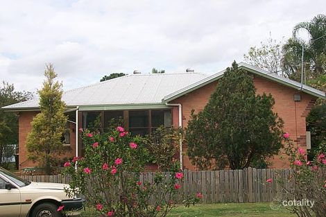 305 Long St E, Graceville, QLD 4075