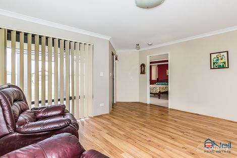 Property photo of 21 Glasgow Way Seville Grove WA 6112