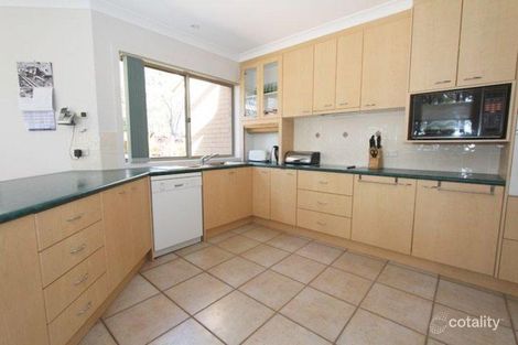 Property photo of 37 Taylor Place Greenleigh NSW 2620
