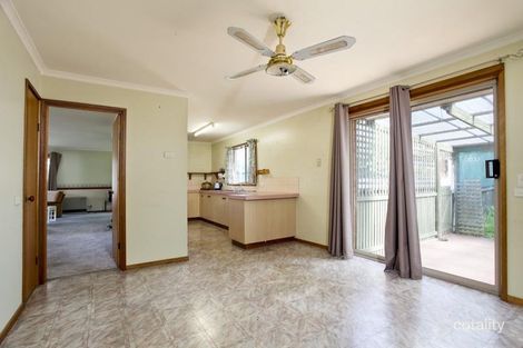 Property photo of 22 Gallway Drive Eaglehawk VIC 3556