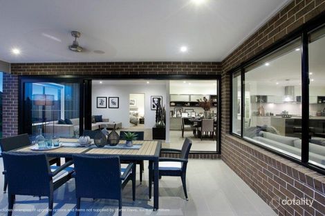 1113 Hill Farm Dr, Clyde, VIC 3978