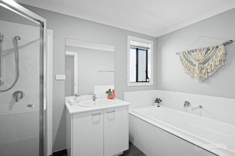 Property photo of 37 Helsinki Street Spring Mountain QLD 4300