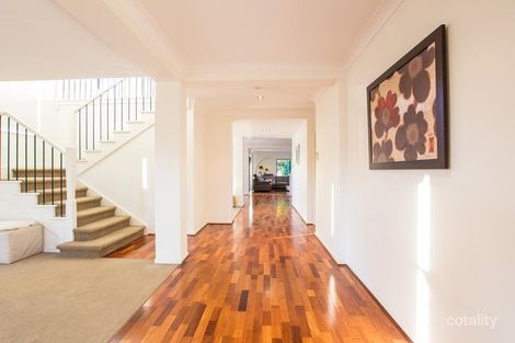 Property photo of 10 Highcrest Circuit Molendinar QLD 4214