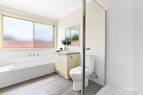 Property photo of 25 Prime Court Berwick VIC 3806