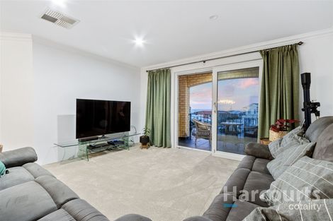 Property photo of 15 Maracas Cove Iluka WA 6028