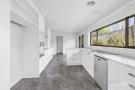 Property photo of 17 Highfield Avenue Mount Clear VIC 3350