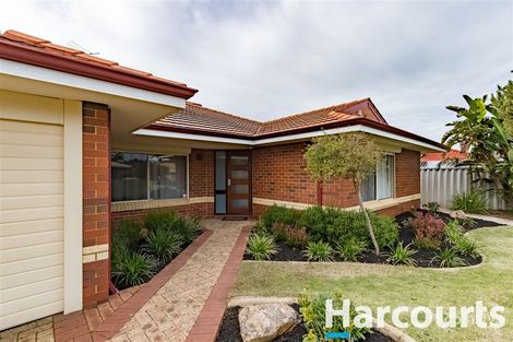 Property photo of 5 Coppercups Place Halls Head WA 6210