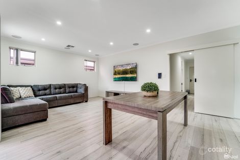 Property photo of 64 Siltstone Road Haynes WA 6112