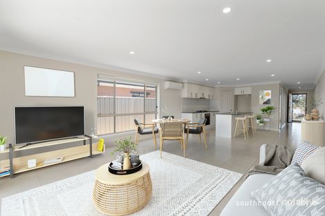 35 Princess Royal Pde, Hindmarsh Island, SA 5214