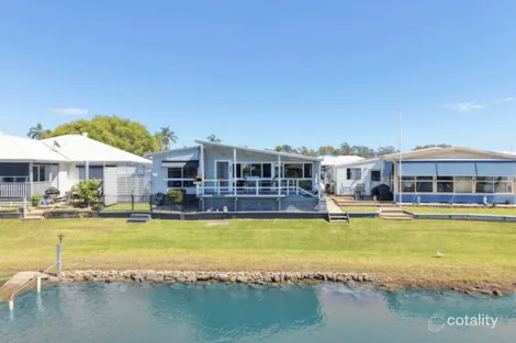 2/1 Orion Dr, Yamba, NSW 2464