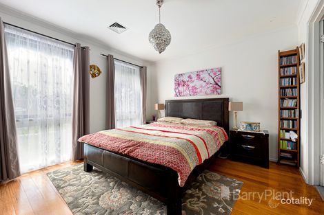 Property photo of 4 Rowena Court Keysborough VIC 3173