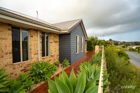 35b Gairdner Rd, Spencer Park, WA 6330