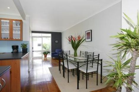 Property photo of 16 Broomfield Road Hawthorn East VIC 3123