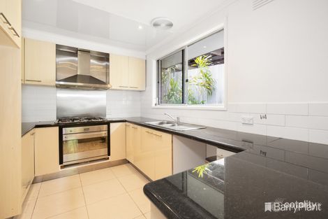 Property photo of 34 Illawarra Crescent Dandenong North VIC 3175