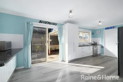 Property photo of 7A Essendene Gardens Mallabula NSW 2319