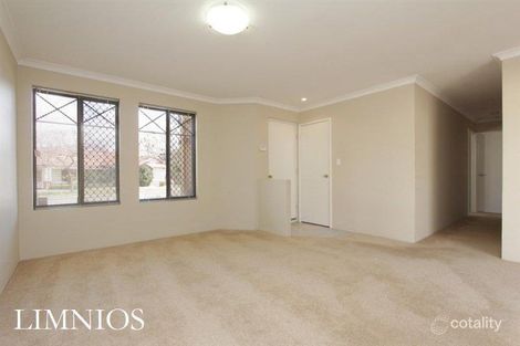 Property photo of 24 Waterway Crescent Ascot WA 6104