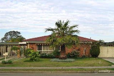 Property photo of 2 Darra Place St Johns Park NSW 2176