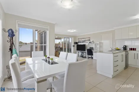 Property photo of 1/25 Furness Court Kearneys Spring QLD 4350