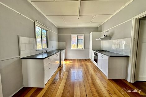 Property photo of 2 Marian Street Booval QLD 4304