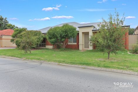 29/91 Lowanna Way, Armadale, WA 6112
