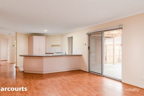 Property photo of 6 Laurel Crescent Carrum Downs VIC 3201
