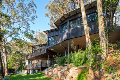 Property photo of 122 Riverview Road Avalon Beach NSW 2107