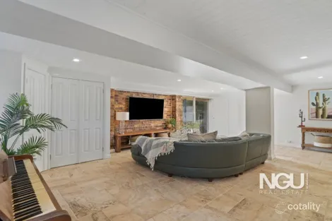 Property photo of 29 Suffield Drive Yamanto QLD 4305