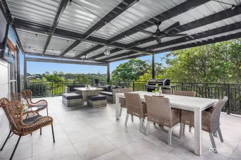 Property photo of 1 Glenora Road Yarrawarrah NSW 2233