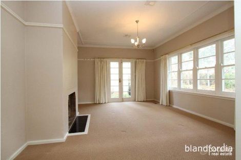 Property photo of 65 Captain Cook Crescent Griffith ACT 2603