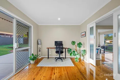 Property photo of 13 Raelyn Street Centenary Heights QLD 4350